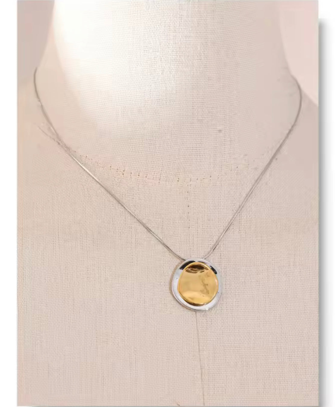 Collana "Doppio Medaglione"